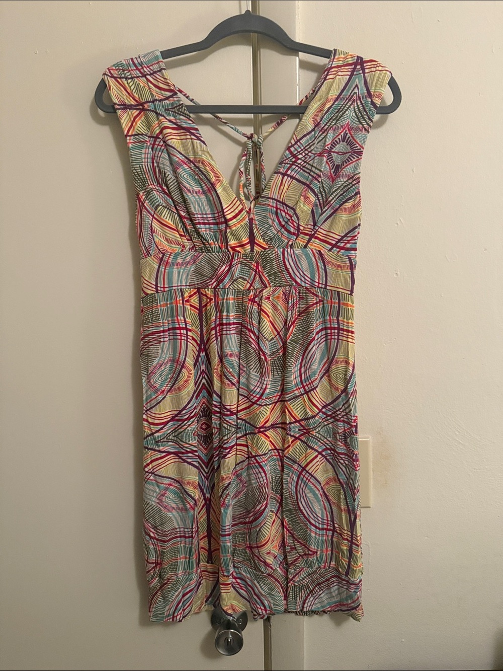 Weston Wear Multicolor Geometric V‑Neck Midi Dress